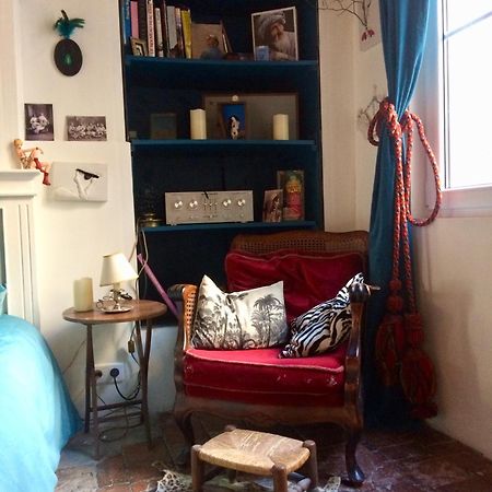 Bed and Breakfast Le Boudoir D'Artiste Semur-en-Auxois Exterior foto