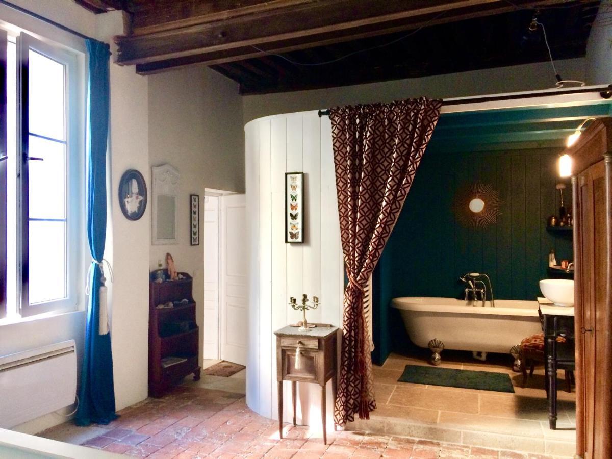 Bed and Breakfast Le Boudoir D'Artiste Semur-en-Auxois Exterior foto