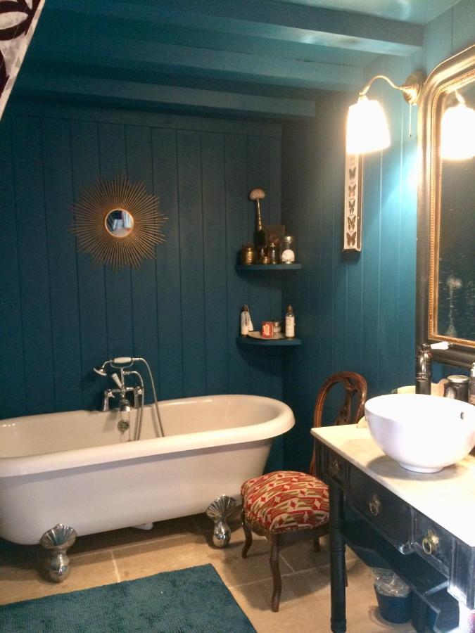 Bed and Breakfast Le Boudoir D'Artiste Semur-en-Auxois Exterior foto