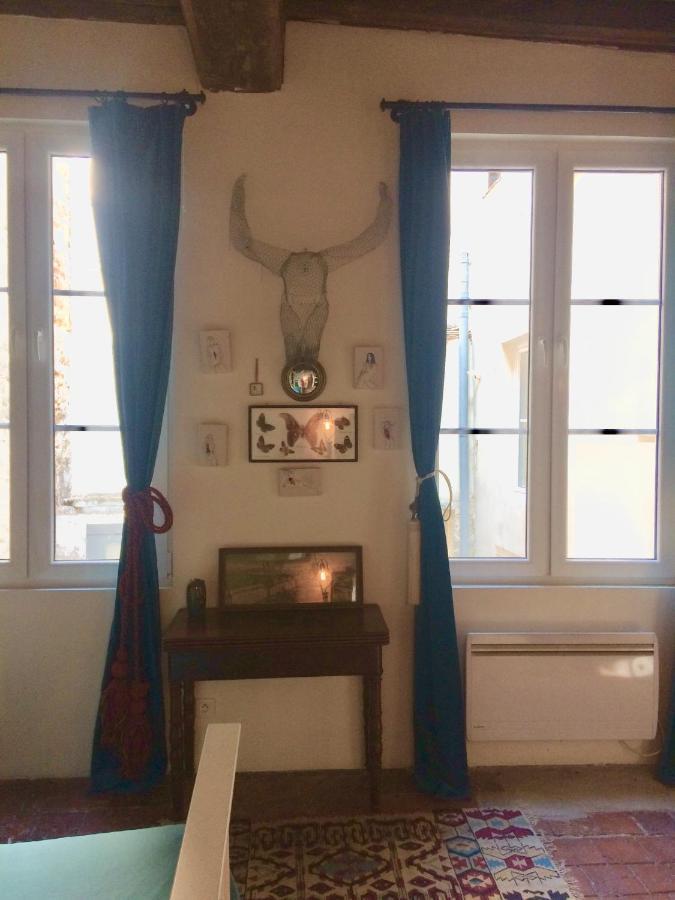 Bed and Breakfast Le Boudoir D'Artiste Semur-en-Auxois Exterior foto