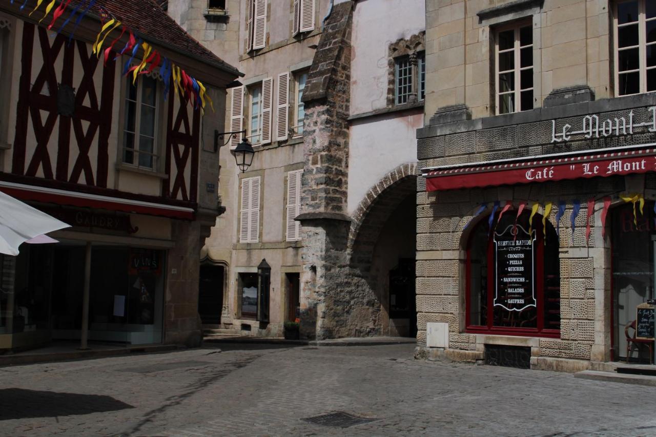 Bed and Breakfast Le Boudoir D'Artiste Semur-en-Auxois Exterior foto